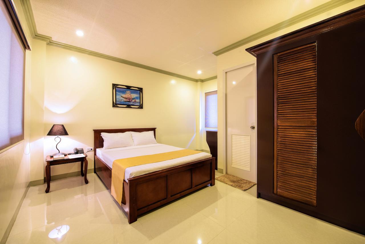 Kabaleyan Cove Resort Powered By Cocotel San Carlos  Екстериор снимка